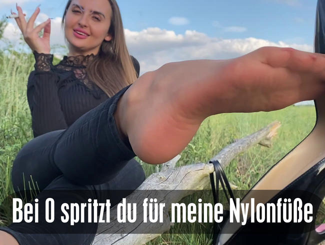Goddess Lena Porno Video: Bei 0 spritzt du für meine Nylonfüsse